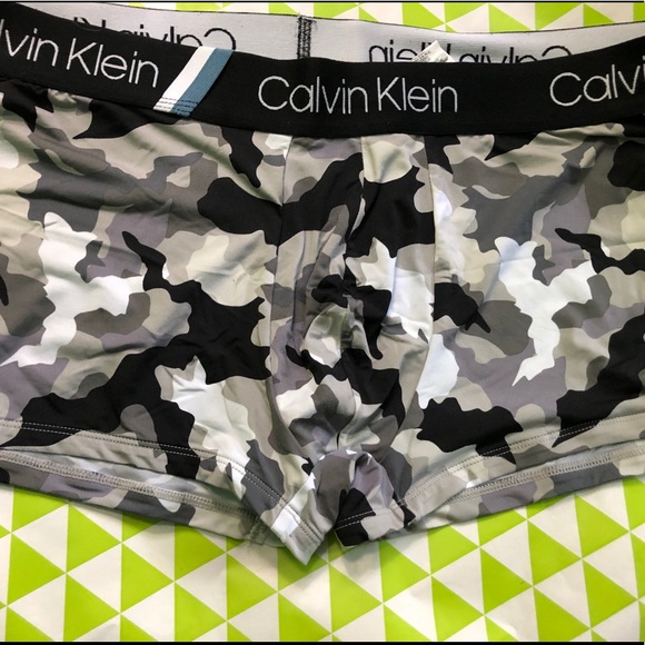 Men’s CALVIN KLIEN Limited Edition Boxer Briefs - Picture 1 of 4